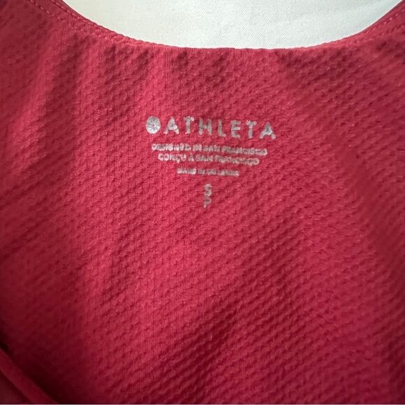 Athleta women’s crop tank bra red camo size S - Picture 2 of 4